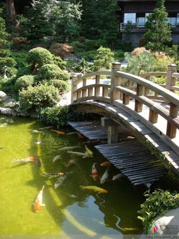 32個(gè)別墅花園魚池設(shè)計(jì)方案
