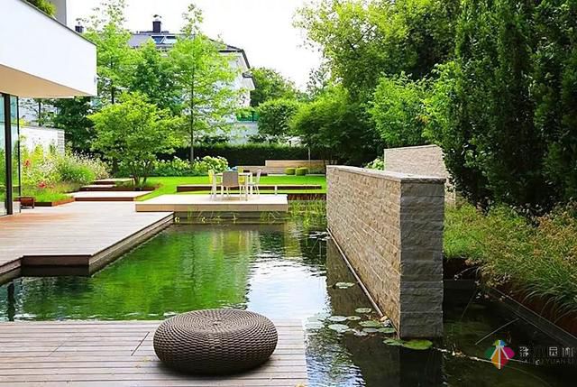 32個(gè)別墅花園魚池設(shè)計(jì)方案